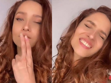 Ankita Lokhande shares video of first kiss song on her instagram | अंकिता लोखंडेने शेअर केला 'फर्स्ट किस'चा व्हिडीओ, सुशांतच्या फॅन्सने दिल्या अशा प्रतिक्रिया