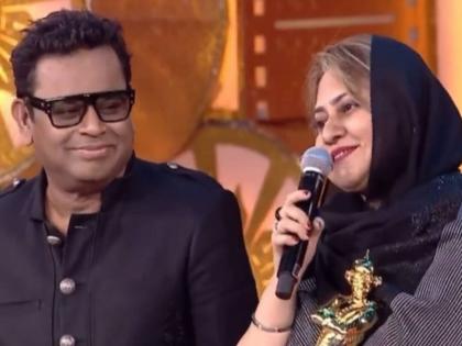 a r rahman asks wife to speak in tamil not in hindi at award show in chennai | "हिंदीत नाही तमिळमध्ये बोल..." ए आर रहमान यांनी पत्नीला स्टेजवरच टोकलं; Video व्हायरल