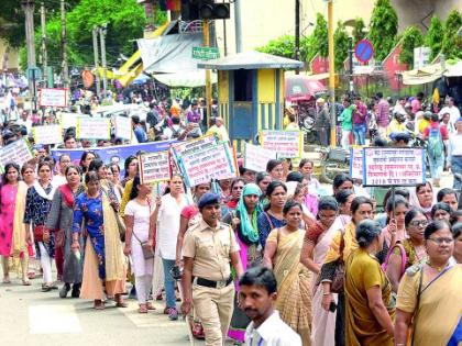 Elgar for the implementation of reservation in promotion: a huge morcha by an Swatantra Majdoor Union | पदोन्नतीत आरक्षणाच्या अंमलबजावणीसाठी एल्गार : स्वतंत्र मजदूर युनियनतर्फे विशाल मोर्चा