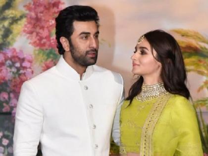 amidst wedding rumours ranbir kapoor and alia bhatt reject a film offer | रणबीर कपूर- आलिया भट्टला झाली ‘ब्रह्मास्त्र’ संपवण्याची घाई! नव्या प्रोजेक्टला दिला नकार!!