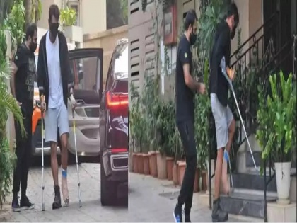 Arjun Rampal Spotted With Crutches Following Leg Injury | बॉलिवूडमधील या प्रसिद्ध अभिनेत्याचा पाय झाला फ्रॅक्चर, झालीय वाईट अवस्था