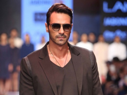 Bollywood Drugs Connection: Arjun Rampal was fleeing to Africa, NCB had suspicions | Bollywood Drugs Connection : अर्जुन रामपाल आफ्रिकेला जाणार होता पळून, एनसीबीला होता संशय