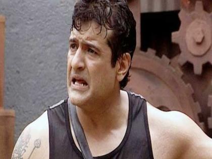 Girlfriend hit; Armaan Kohli's bail application is rejected | गर्लफ्रेंडला मारहाण; अरमान कोहलीचा जामीन अर्ज फेटाळला