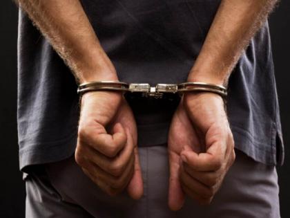 mobile thief arrested at railway station 4 phones watches and 2 atm cards were seized from the suspect in goa | मोबाईल चोरट्यास रेल्वे स्थानकावर अटक; संशयिताकडून ४ फोन, घडयाळ, २ एटिएम कार्ड जप्त  