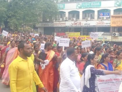 Protest march of unorganized construction workers in Satara | साताऱ्यात असंघटीत बांधकाम कामगारांचा आक्रोश मोर्चा