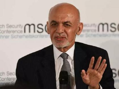 Afghanistan crisis live updates President Ashraf Ghani has left the country reports says tolo news | Afghanistan crisis updates: राष्ट्राध्यक्ष अशरफ गनी यांनी देश सोडला; अफगाणिस्तानवर तालिबानचा कब्जा