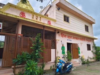 Women have been molested in the ashram for a year and a half in the name of witchcraft; Bhondubaba arrested | दीड वर्षापासून आश्रमात जादूटोण्याच्या नावाखाली महिलांचा विनयभंग; भोंदूबाबाला अटक Women have been molested in the ashram for a year and a half in the name of witchcraft; Bhondubaba arrested | दीड वर्षापासून आश्रमात जादूटोण्याच्या नावाखाली महिलांचा विनयभंग; भोंदूबाबाला अटक