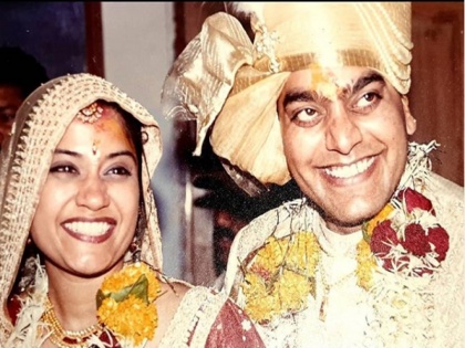 Renuka shahane Ashutosh rana Anniversary Special : renuka shahane ashutosh rana marriage story PSC | Anniversary Special :आई-वडील लग्नात उपस्थित नसल्याने नणंदेने केले होते रेणुका शहाणेचे कन्यादान