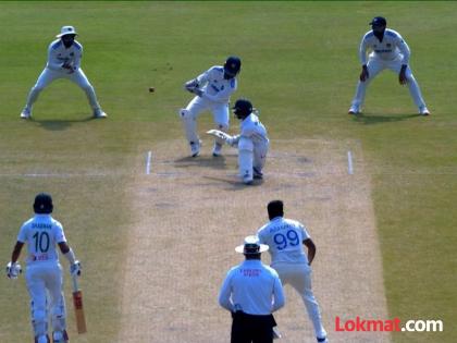 India vs Bangladesh, 2nd Test Day 5 R Ravichandran Ashwin Dismissal Mominul Haque kl rahul takes a sharp catch at leg slip | IND vs BAN : 'शतकवीर' अश्विनच्या जाळ्यात फसला; KL राहुलनं लेग स्लीपमध्ये अप्रतिम झेल टिपला