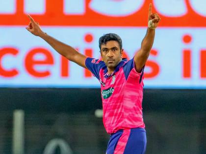 R Ashwin becomes second off spinner to achieve big feat in IPL 2022 RR vs RCB match takes 150 wickets see records | R Ashwin Records, IPL 2022 RR vs RCB: फलंदाजीत फ्लॉप, गोलंदाजीत हिट! RCB ला पराभवाचा धक्का देणाऱ्या अश्विनने केला मोठा पराक्रम