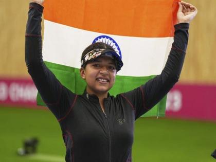 Asian Games 2023: Sift Kaur Samra wins gold medal in women's 50m Rifle 3P event. | शानदार...भारताच्या सिफ्ट कौरची नेमबाजीत सुवर्ण कामगिरी; आता एकूण १८ पदकं ताफ्यात