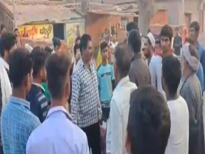 At Godda in Jharkhand, the incident reached the police after the lover rejected the marriage proposal and created a ruckus   | 2 वर्षांपासून सुरू होते प्रेमप्रकरण; प्रियकराचा लग्नाला नकार, अन् प्रेयसीने घरच्यांचं वाढवलं टेन्शन   