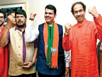 make alliance with bjp central minister ramdas athawale gives offer to shiv sena | आठवलेंनी सुचवला '२-३' चा फॉर्म्युला; भाजपसोबत येण्यासाठी शिवसेनेला साद