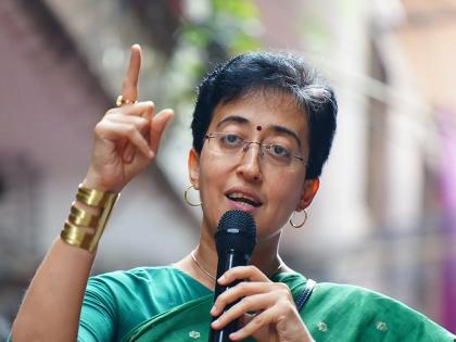 Opposition to demolition of huts, former Chief Minister Atishi arrested | झोपड्या तोडण्यास विरोध, माजी मुख्यमंत्र्यांना अटक Opposition to demolition of huts, former Chief Minister Atishi arrested | झोपड्या तोडण्यास विरोध, माजी मुख्यमंत्र्यांना अटक