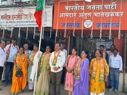 bjp foundation day celebrated with enthusiasm in kandivali flag hoisting by atul bhatkhalkar | कांदिवलीत भाजप स्थापना दिन उत्साहात साजरा; आ. अतुल भातखळकर यांच्या हस्ते ध्वजारोहण