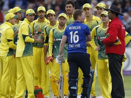 shocking ... there is no gentleman in the Australian team; A player's embarrassing statement | shocking... ऑस्ट्रेलियाचा संघात कुणीच जंटलमन नाही; एका खेळाडूचे खळबळजनक विधान