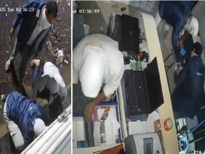 Expensive mobile phones, laptops, including 17 iPhones, stolen in just two minutes; Cinestyle stolen in Aushadh | अवघ्या दोन मिनिटांत १७ आयफोनसह महागडे मोबाईल, लॅपटॉप लंपास; औशात सिनेस्टाईल चोरी Expensive mobile phones, laptops, including 17 iPhones, stolen in just two minutes; Cinestyle stolen in Aushadh | अवघ्या दोन मिनिटांत १७ आयफोनसह महागडे मोबाईल, लॅपटॉप लंपास; औशात सिनेस्टाईल चोरी