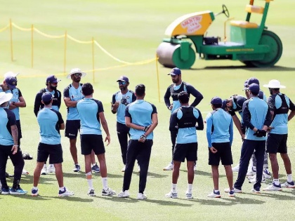 IND vs AUS Test Series : India has made additions to their squad ahead of the start of the first Test; Washington Sundar, Rahul Chahar, R Sai Kishore and Saurabh Kumar to the squad as net bowlers. | IND vs AUS Test Series : अजबच! ऑस्ट्रेलियातील ऐतिहासिक विजयातील स्टार गोलंदाज नेट बॉलर म्हणून भारतीय संघात