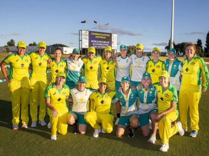 NZ vs AUS: Australia Women's Cricket Team Sets New World Record In ODIs | ऑस्ट्रेलियाच्या महिला संघाने केला विश्वविक्रम; पाँटिंगच्या संघाचा विक्रम मोडीत