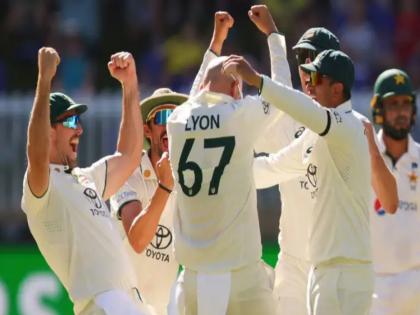  Australia vs Pakistan 1st Test Australia win by 360 runs Australia's spinner Nathan Lyon claims 500th wicket | PAK vs AUS : २४ वर्षांचा इतिहास कायम! पाकिस्तानचा ३६० धावांनी पराभव; ऑस्ट्रेलियाचा विजयरथ