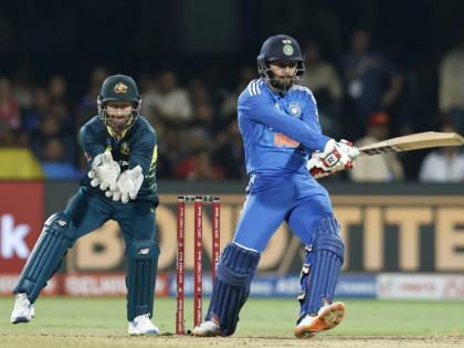 IND vs AUS 5th T20I Live : FIFTY BY SHREYAS IYER ( 53(37), 4s-5 6s-2), India posted 160 for 8 from 20 overs in the 5th T20I. | IND vs AUS : श्रेयस अय्यरची फिफ्टी; अक्षर, यशस्वी यांची फटकेबाजी, ऑस्ट्रेलियासमोर तगडे आव्हान  