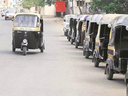 Grabbing the policeman's shirt coller rickshaw driver exasperation pune latest crime | Pimpri Chinchwad | पोलिसाची गचांडी पकडत म्हणाला, "तुझी वर्दी उतरवतो..." रिक्षाचालकाचा मुजोरीपणा