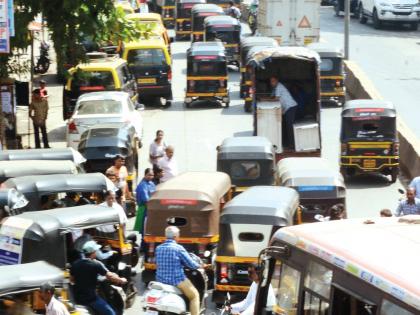 The rickshaw puller of the Rickshaw union in Dombivli will be seized | डोंबिवलीतील रिक्षा युनियनच्या खंडणीखोर नेत्यांना जेरबंद कराच