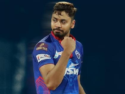 Ind Vs WI T20 A little nervous at the time of debut Avesh Khan speaks after getting chance in team india t 20 | Ind Vs WI T20 : पदार्पणाच्या वेळी थोडा नर्व्हस होतो, पण द्रविड आणि... : आवेश खान