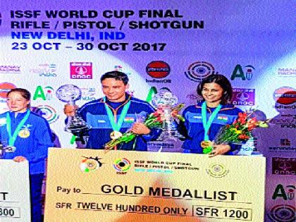 Jitu and Heena got gold, gold, Deepak-Meghna, fourth in the Air Pistol mixed team category | जीतू, हीना यांना एअर पिस्तुल मिश्र सांघिक गटात सुवर्ण, दीपक-मेघना चौथ्या स्थानी