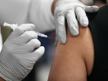 Only three percent of citizens in the Corona hotspot are vaccinated | कोरोना हॉटस्पॉटमधील तीन टक्केच नागरिकांचे लसीकरण