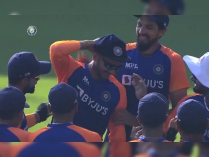 IND vs ENG, 2nd Test : Axar Patel making his Test debut, Jasprit Bumrah rested: India won the toss and decided to bat first   | India vs England, 2nd Test : अक्षर पटेलचं कसोटी पदार्पण, जसप्रीत बुमराहला विश्रांती; टीम इंडियानं नाणेफेक जिंकली
