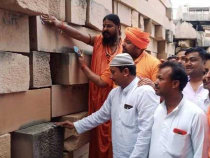 Muslim brothers will also participate in the celebration of Ram Mandir Bhumi Pujan | राममंदिर भूमिपूजनाच्या जल्लोषात मुस्लिम बांधवही होणार सहभागी