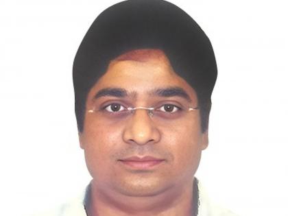 Deputy Commissioner of Social Welfare Babasaheb Deshmukh suspended, accused of cheating self-help groups in supply of agricultural implements | समाज कल्याण उपायुक्त बाबासाहेब देशमुख निलंबित, कृषी अवजारे पुरवठ्यात बचतगटांची फसवणूक केल्याचा ठपका Deputy Commissioner of Social Welfare Babasaheb Deshmukh suspended, accused of cheating self-help groups in supply of agricultural implements | समाज कल्याण उपायुक्त बाबासाहेब देशमुख निलंबित, कृषी अवजारे पुरवठ्यात बचतगटांची फसवणूक केल्याचा ठपका