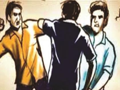 A fight between two friends as the office topic is taken up in a bar in kolhapur | Kolhapur- ऑफिसमधील विषय बारमध्ये काढला, दोन मित्रांमध्ये राडा झाला