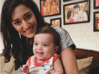 Erica Fernandes wishes her Kuch Rang Pyar Ke Aise Bhi’s reel son a happy birthday with an adorable photo | एरिका फर्नांडिसने तिच्या ऑनस्क्रीन मुलाच्या वाढदिवसाला अशाप्रकारे दिल्या शुभेच्छा