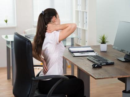 know what is the problem of back pain | पाठीच्या दुखण्यानं त्रस्त आहात? 'हे' उपाय ठरतील फायदेशीर!