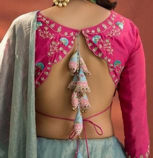 Shravan Special 2025 : बॅक ओपन ब्लाऊजचे नवीन पॅटर्न, सिंपल साडीत दिसाल स्मार्ट -सुंदर श्रावण क्वीन