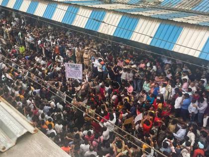 Bail to 105 protestors in Badlapur, support of lawyers' associations | बदलापूरमधील आंदोलनातील १०५ जणांना जामीन, वकील संघटनांचे सहकार्य