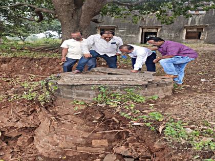 A large chamber on the channel connecting the jack well at Balinga Upsa Center collapsed in kolhapur | Kolhapur: जॅकवेलजवळ चेंबर कोसळला, आठ कर्मचारी बचावले