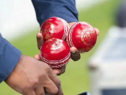 ball tampering in BPL by Ravi Bopara Sylhet Sunrisers penalized for 5 runs | Ball Tampering: पुन्हा घडला बॉल टॅम्परिंगचा प्रकार; संपूर्ण संघावरच करण्यात आली कारवाई