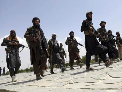 Big game in Balochistan Rebels take control of government buildings, set fire; Pakistan, which was threatening India, exposed | बलुचिस्तानात मोठा खेला...! भारताला पोकळ धमक्या देणारा पाक उघडा पडला; सरकारी इमारतींवर बंडखोरांचा ताबा, लावली आग Big game in Balochistan Rebels take control of government buildings, set fire; Pakistan, which was threatening India, exposed | बलुचिस्तानात मोठा खेला...! भारताला पोकळ धमक्या देणारा पाक उघडा पडला; सरकारी इमारतींवर बंडखोरांचा ताबा, लावली आग