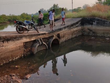 The villagers are being hit by the faulty Kharland dam | नादुरुस्त खारलँड बंधाऱ्याचा फटका बसतोय ग्रामस्थांना