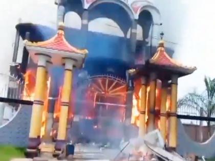  Fact Check Are Hindu Temples Being Set On Fire In Bangladesh |  फॅक्ट चेक : बांगलादेशमधील हिंदू मंदिरांना आगी लावल्या जात आहेत का? 