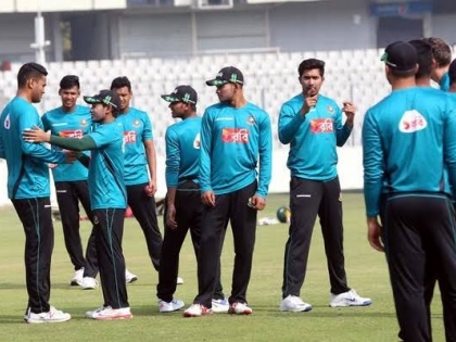 shock for Bangladesh ahead of historic Test match | भारताविरुद्धच्या ऐतिहासिक कसोटी सामन्यापूर्वी बांगलादेशला मोठा धक्का