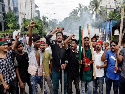 Violent protests again in Bangladesh, 32 dead; Announcing curfew in the country | संघर्ष! बांगलादेशात पुन्हा हिंसक आंदोलन, ३२ जणांचा मृत्यू; देशात कर्फ्यूची घोषणा