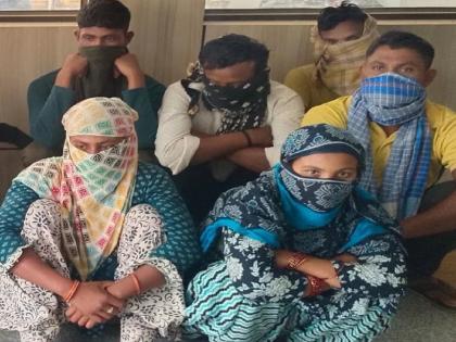 Delhi Police arrests 38 Bangladeshis who moved from Nuh to Delhi via Bihar | बिहारमध्ये आश्रय मिळेना म्हणून दिल्लीत थाटला संसार; ३८ बांगलादेशी घुसखोर पोलिसांच्या ताब्यात Delhi Police arrests 38 Bangladeshis who moved from Nuh to Delhi via Bihar | बिहारमध्ये आश्रय मिळेना म्हणून दिल्लीत थाटला संसार; ३८ बांगलादेशी घुसखोर पोलिसांच्या ताब्यात