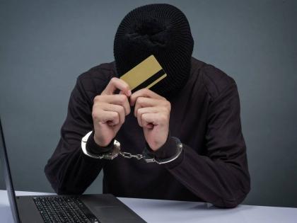 Cyber criminals deposited only Rs 86 into the account; sent the link by engaging in conversation | सायबर भामट्यांनी साेडले खात्यात केवळ ८६ रुपये; बोलण्यात गुंतवून पाठवली लिंक