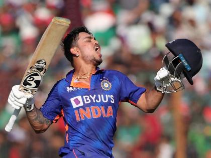 IND vs BAN, 3rd ODI : Ishan Kishan today at the ground arrived an hour earlier than the rest of the team to practice and grab his opportunity, The results were - 210 in 131 balls with 24 fours and 10 sixes. | IND vs BAN, 3rd ODI : एक तास आधीच मैदानावर पोहोचला अन् धुमाकूळ घातला; इशान किशनने सारा प्रसंग सांगितला