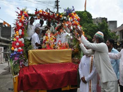 Jalgaon: Environmental Ganesh immersion through Chalisgaon Municipal Corporation | जळगाव : चाळीसगाव पालिकेतर्फे पर्यावरणपूरक गणेश विसर्जन