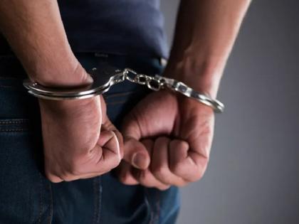 a man arrested for burglary baramati crime news pune | बारामती| भरदिवसा घरे फोडणाऱ्या अट्टल घरफोडी करणाऱ्याला अटक